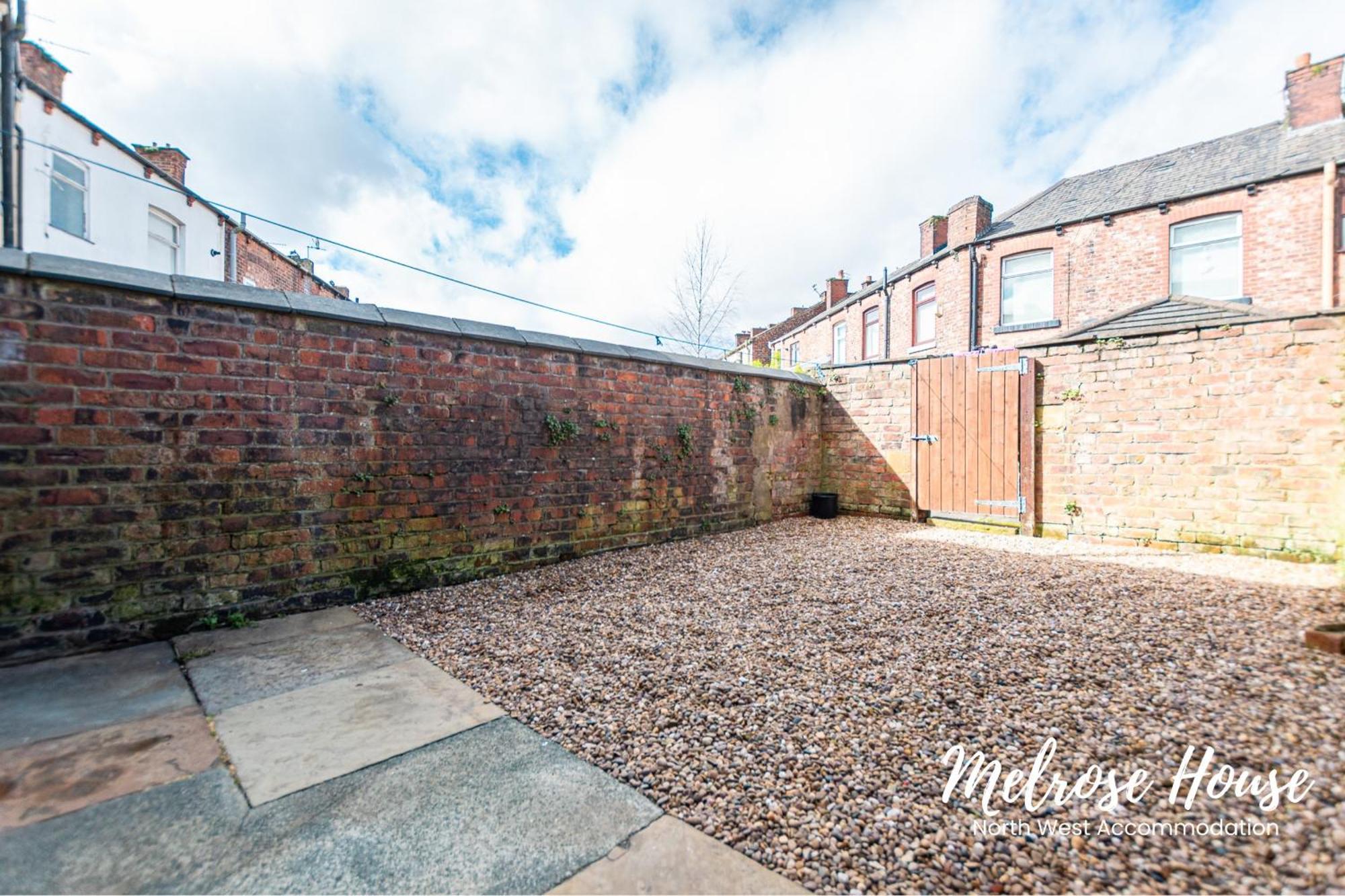 Manchester Work Stays 2Br Home With Parking & Wifi Eksteriør billede